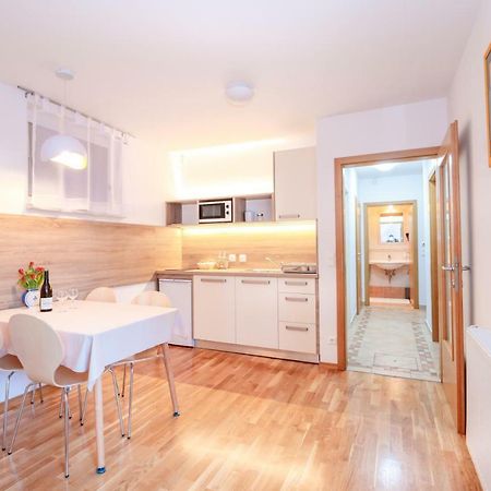 Alp Apartma Радовлица Экстерьер фото