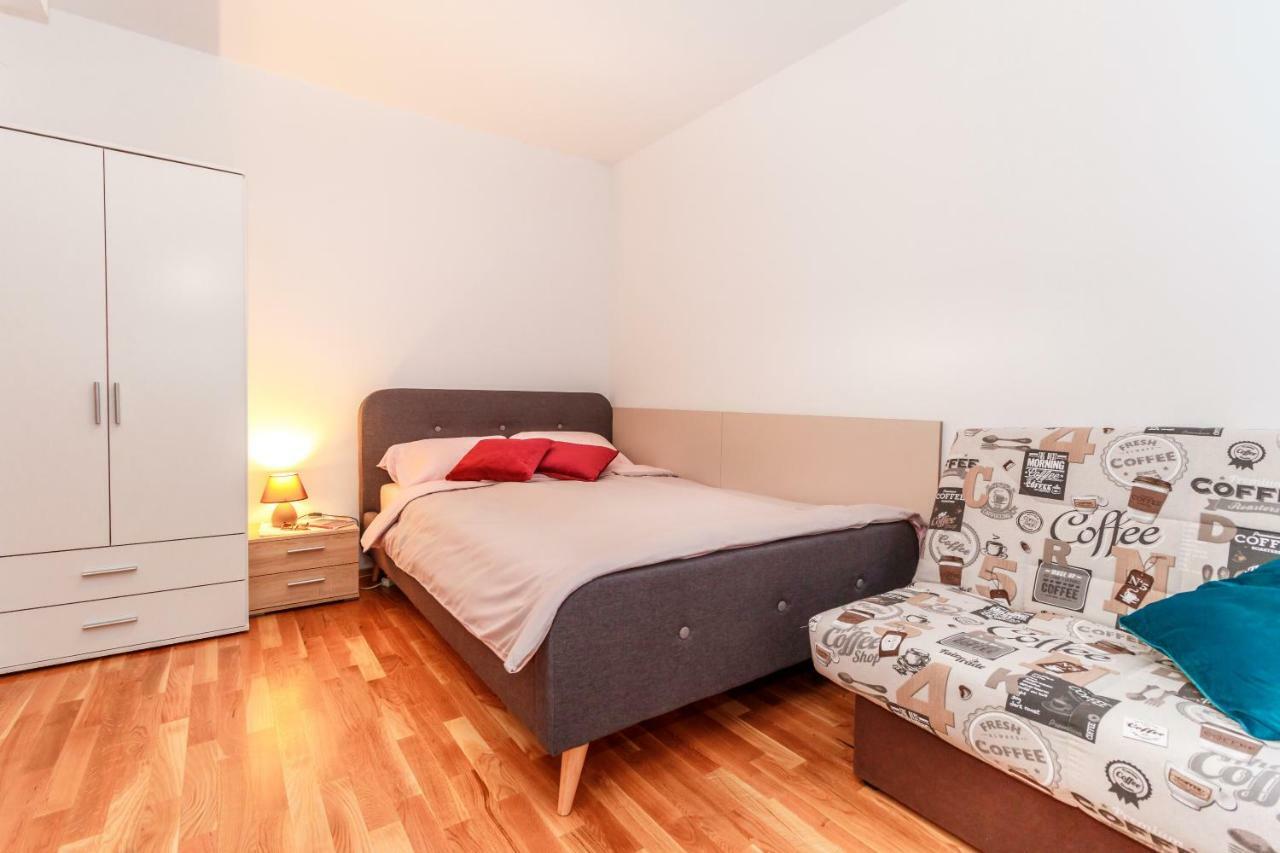 Alp Apartma Радовлица Экстерьер фото